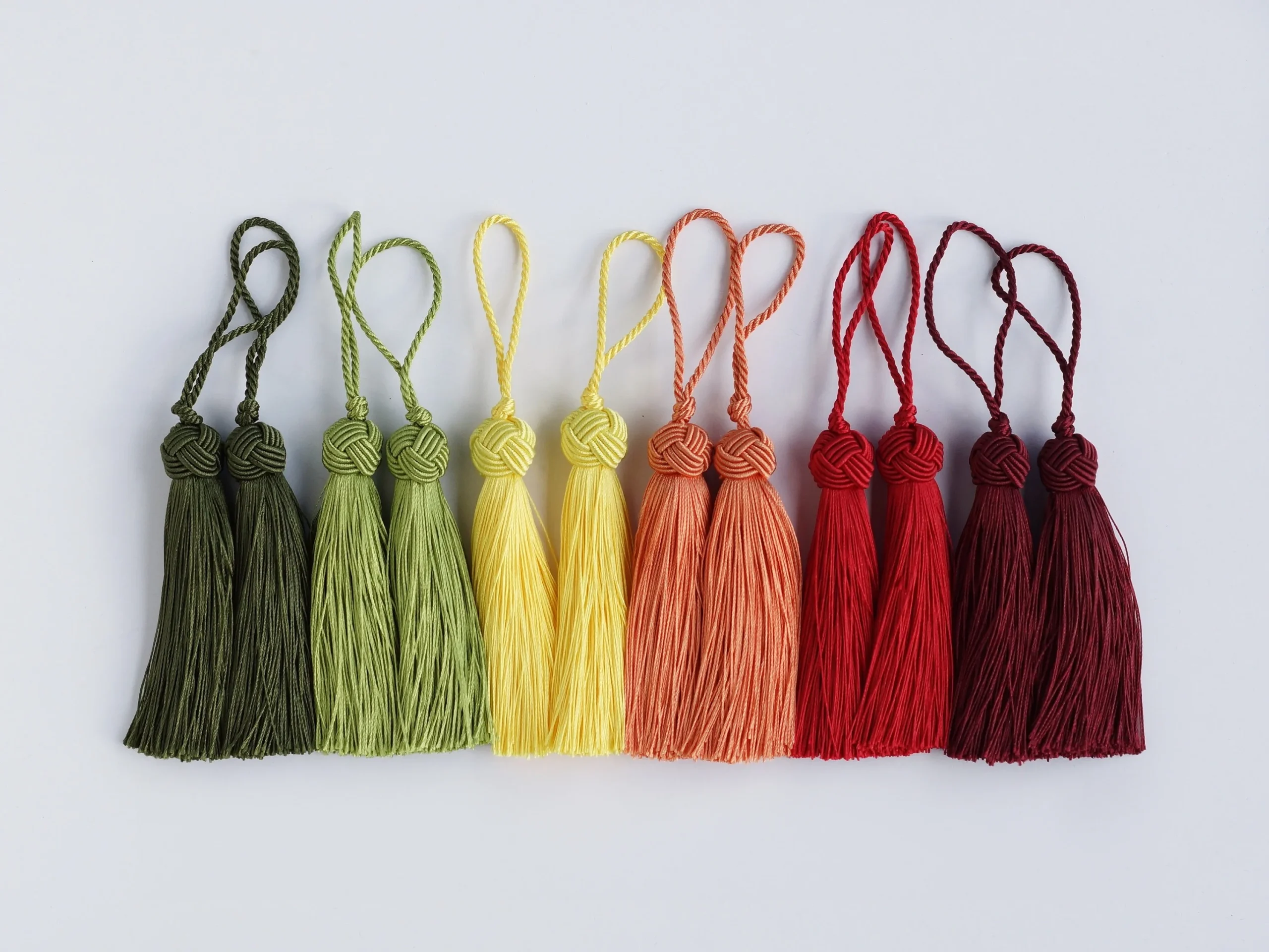 Customizing Tassels for Personal Style3 scaled 1