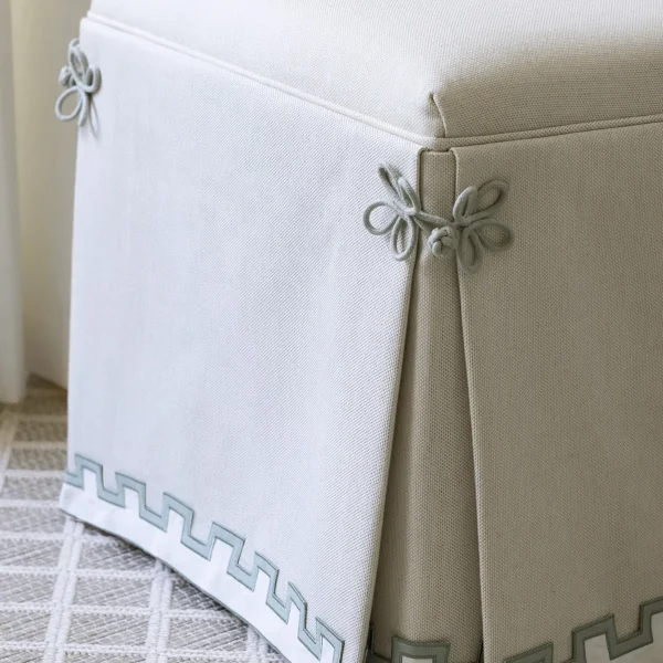 Crown Knot Braided Frog