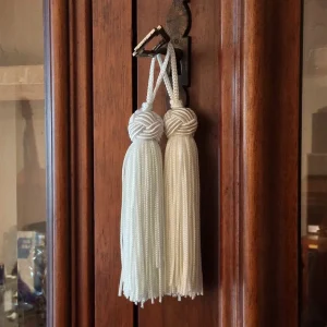 4 Inch Truk Knot Rayon Silk Key Tassel
